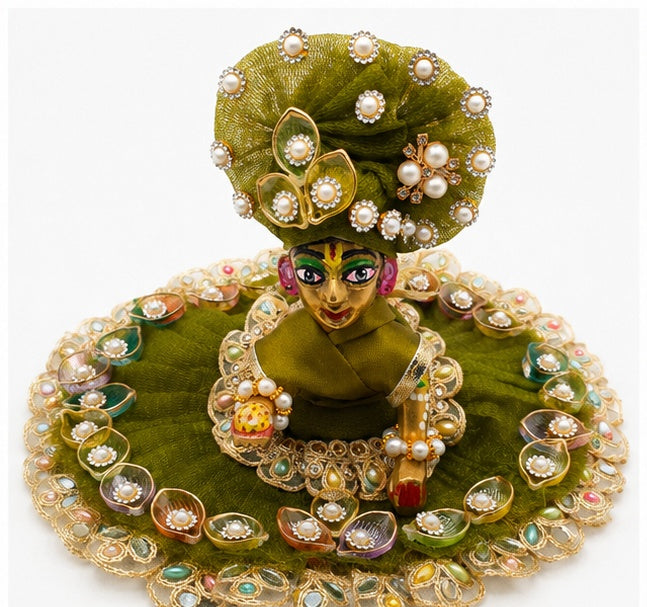 Harit Shringar Poshak (हरित श्रृंगार पोशाक)
