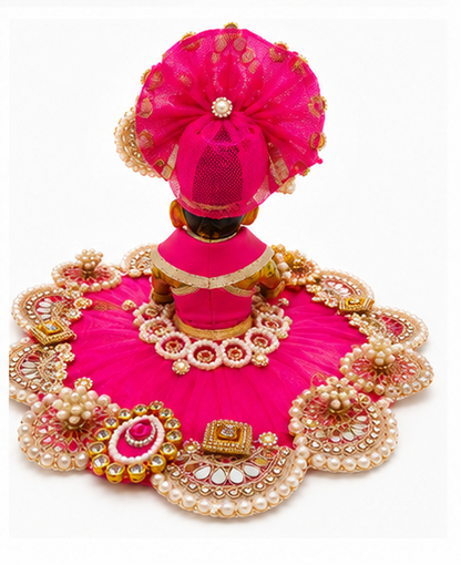 Rajsi Gulabi Poshak (रजसी गुलाबी पोशाक)